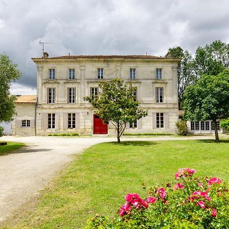 Domaine De Pladuc Bed & Breakfast Lachaise Bagian luar foto