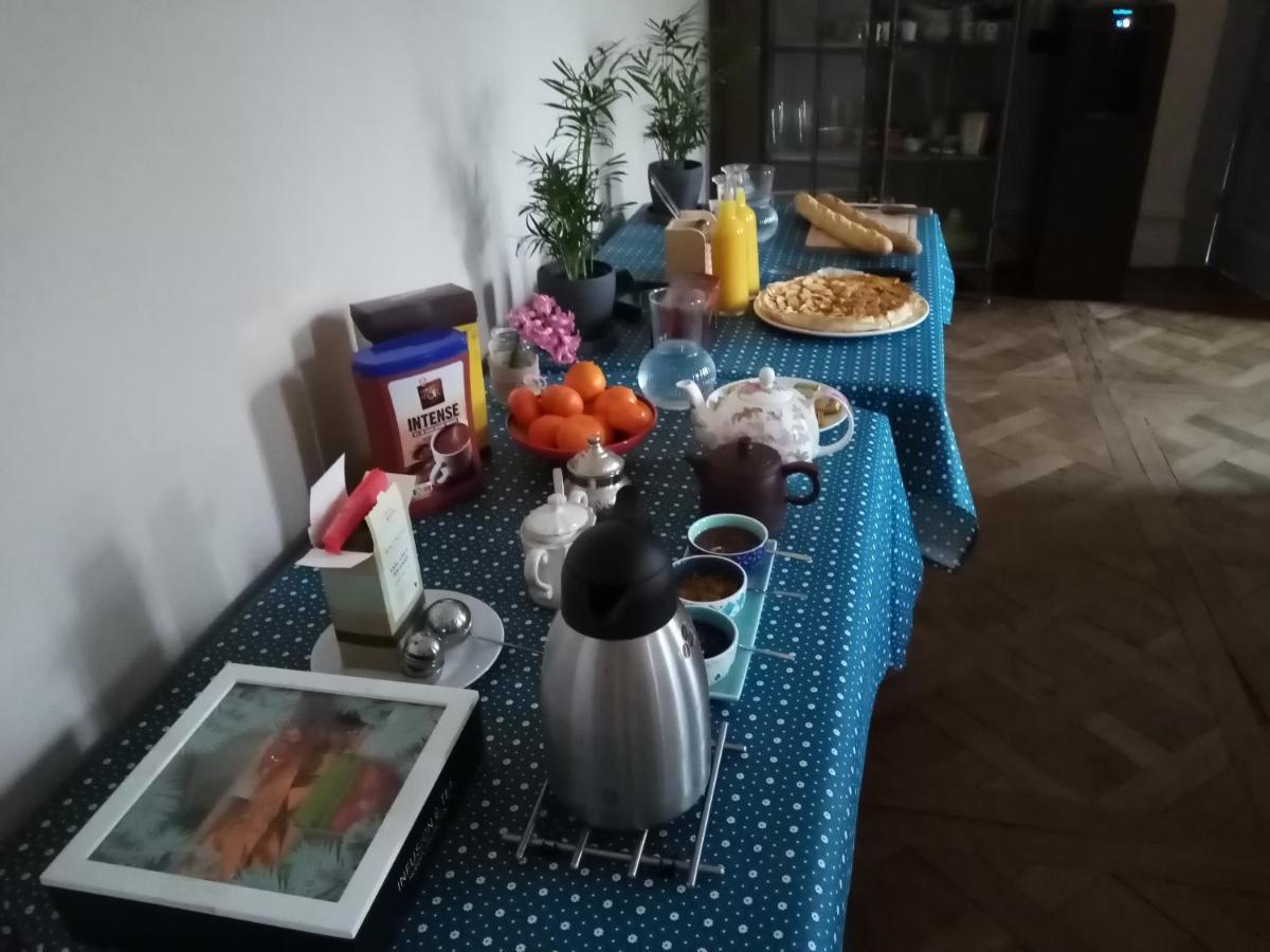Domaine De Pladuc Bed & Breakfast Lachaise Bagian luar foto