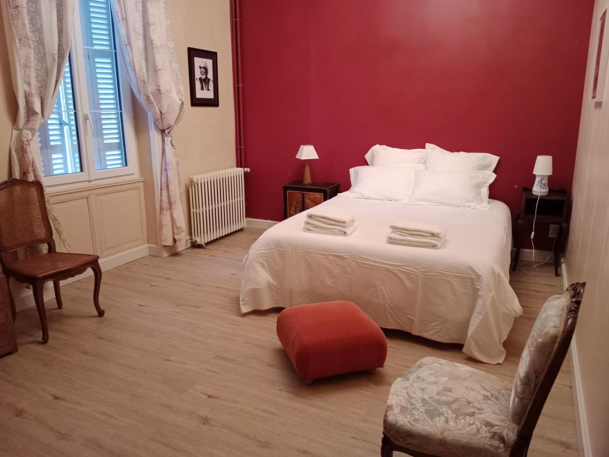 Domaine De Pladuc Bed & Breakfast Lachaise Bagian luar foto